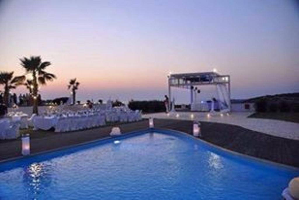 Reveli Estate Villa กาลาธาส ห้อง รูปภาพ