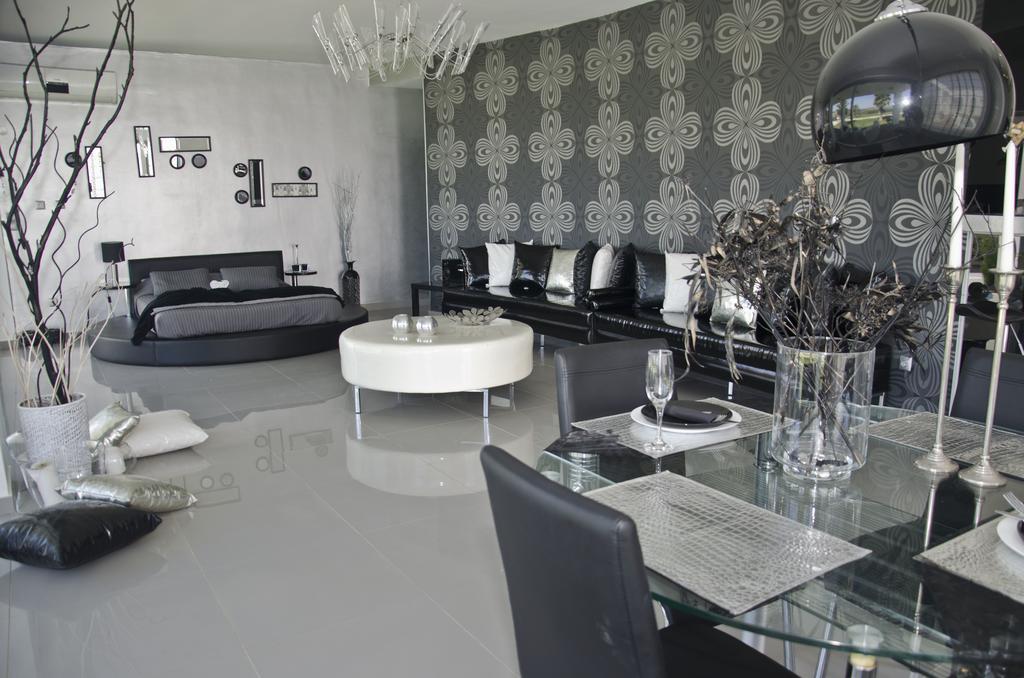 Reveli Estate Villa กาลาธาส ภายนอก รูปภาพ