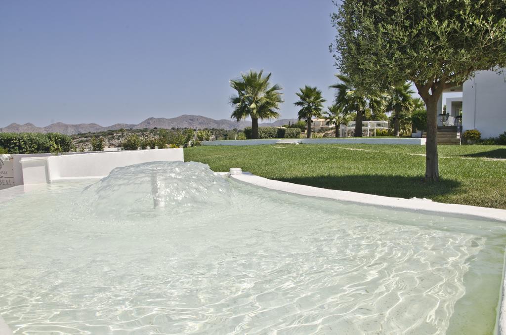 Reveli Estate Villa กาลาธาส ภายนอก รูปภาพ